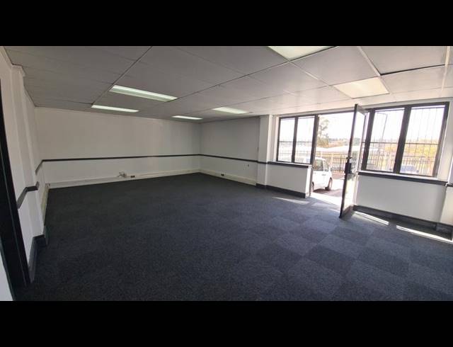 INDUSTRIAL PROPERTY TO RENT IN RANDJESPARK